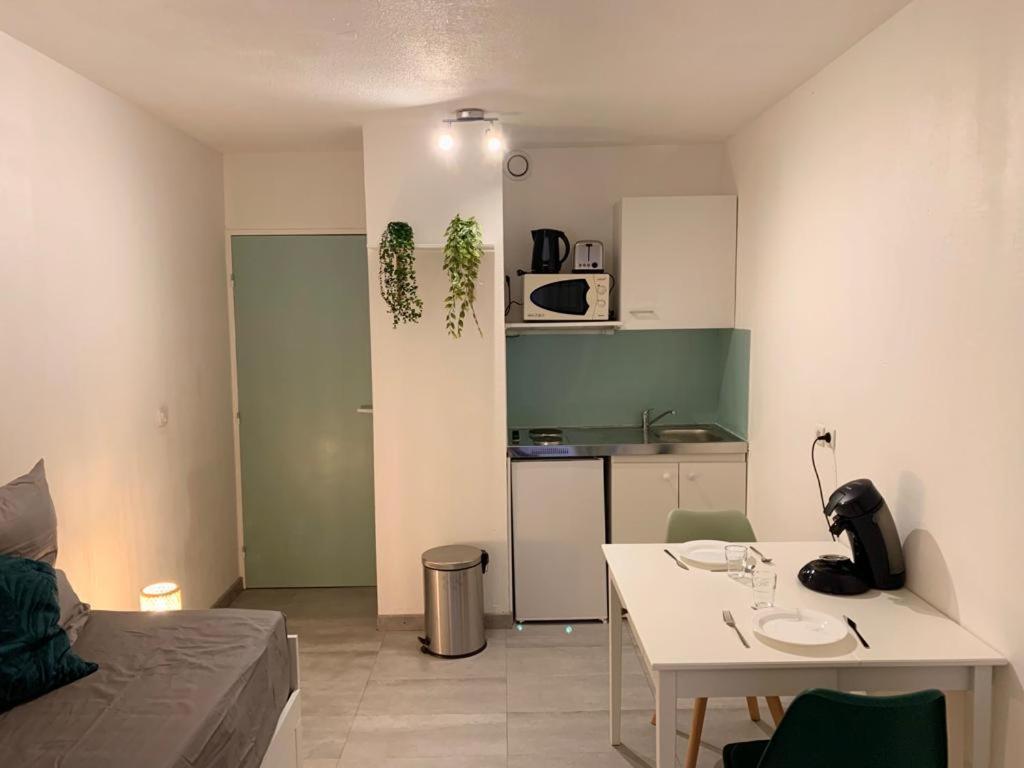 Appartement Tout Equipe A 6 Minutes De La Gare St Charles Marseille Kültér fotó