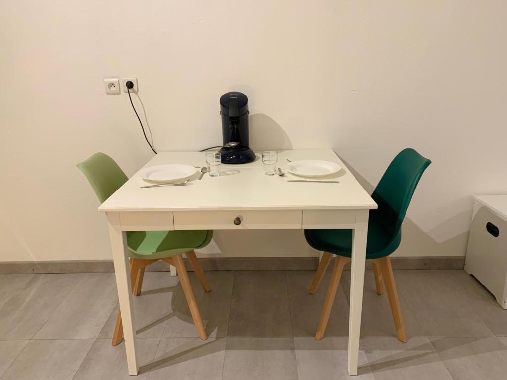 Appartement Tout Equipe A 6 Minutes De La Gare St Charles Marseille Kültér fotó