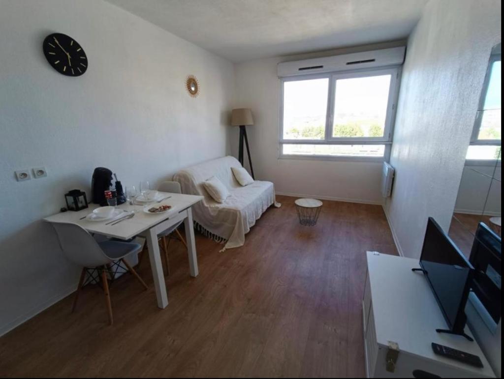 Appartement Tout Equipe A 6 Minutes De La Gare St Charles Marseille Kültér fotó